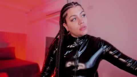 Bonnie  online show from November 23, 11:10 am