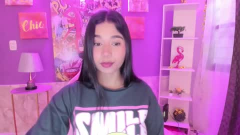 Snapshot of bonnie_benet chatting on December 16, 11:22 am Bonnie online show from December 16, 11:22 am