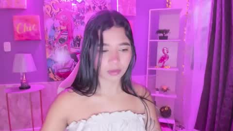 Snapshot of bonnie_benet chatting on December 27, 11:17 am Bonnie online show from December 27, 11:17 am