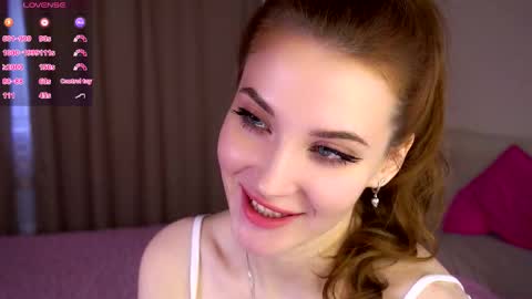 Snapshot of bonniecannon chatting on September 25, 4:38 am Grace online show from September 25, 4:38 am