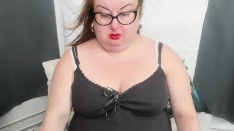 Snapshot of bonnieshining chatting on December 3, 8:05 am Bonnie online show from December 3, 8:05 am