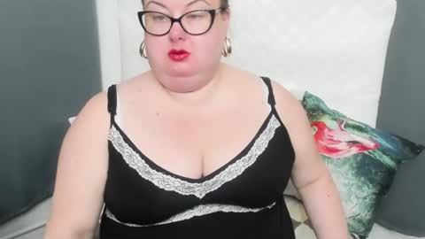 Snapshot of bonnieshining chatting on December 12, 5:10 am Bonnie online show from December 12, 5:10 am