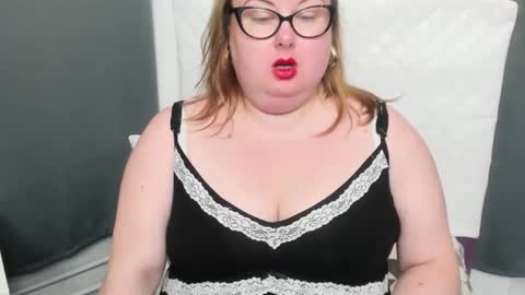 Snapshot of bonnieshining chatting on December 15, 8:30 am Bonnie online show from December 15, 8:30 am