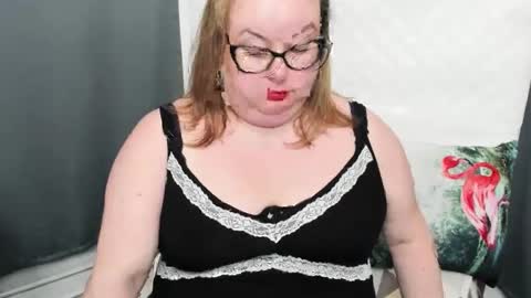 Snapshot of bonnieshining chatting on December 19, 9:29 am Bonnie online show from December 19, 9:29 am