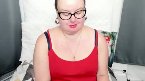 Snapshot of bonnieshining chatting on October 2, 7:04 am Bonnie online show from October 2, 7:04 am