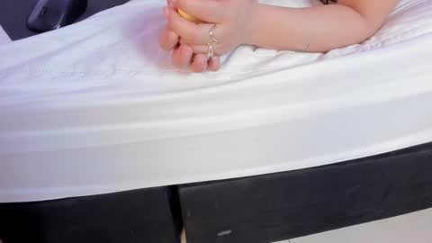 bonny_and_carrot online show from October 22, 7:24 pm