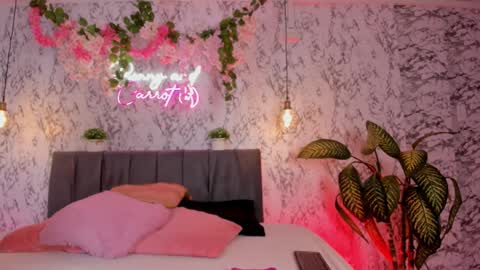 bonny_and_carrot online show from February 21, 7:26 pm