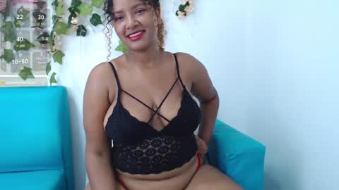 Snapshot of bonnydopson chatting on December 15, 8:15 pm Bonny Dopson online show from December 15, 8:15 pm