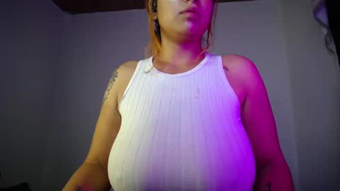 Snapshot of boobs_magic chatting on September 14, 4:11 am KIM     online show from September 14, 4:11 am