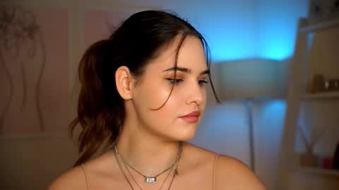 Snapshot of boobyybliss chatting on November 2, 12:29 pm boobyybliss online show from November 2, 12:29 pm