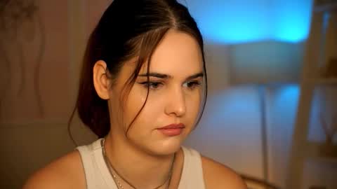 Snapshot of boobyybliss chatting on November 10, 10:03 am boobyybliss online show from November 10, 10:03 am