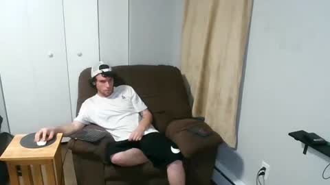 Snapshot of boogieflexxx chatting on October 22, 11:43 am boogieflexxx online show from October 22, 11:43 am