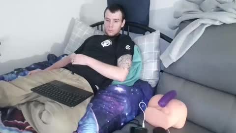 Snapshot of boogieflexxx chatting on November 20, 10:15 am boogieflexxx online show from November 20, 10:15 am