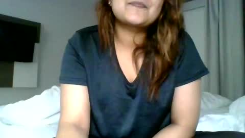 Snapshot of bookishdivya chatting on September 24, 9:45 am Divya online show from September 24, 9:45 am