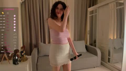 Snapshot of bootyfruttycutie chatting on September 16, 6:53 pm Ella online show from September 16, 6:53 pm