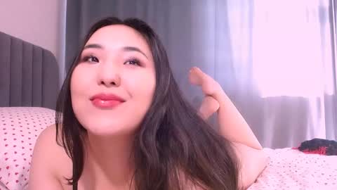 Snapshot of bootylecious_ chatting on February 8, 7:04 am Mona online show from February 8, 7:04 am