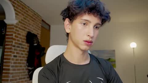 Snapshot of boream_ chatting on September 11, 10:37 am Bream online show from September 11, 10:37 am