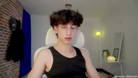 Snapshot of boream_ chatting on November 13, 11:42 am Bream online show from November 13, 11:42 am