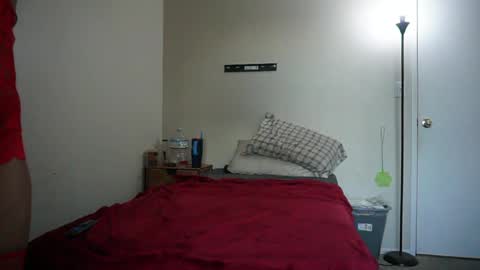 borednutts510 online show from September 10, 2:00 am