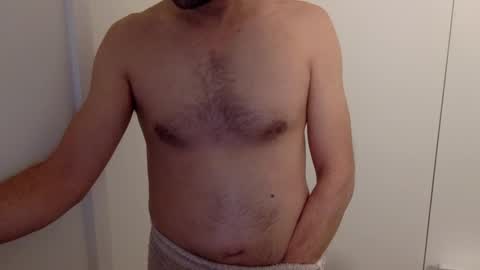 Snapshot of borisvian75019 chatting on January 8, 12:17 am HornyBoo online show from January 8, 12:17 am