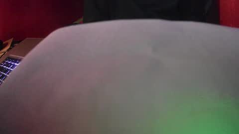 Snapshot of boss_playa98 chatting on March 1, 7:19 am boss_playa98 online show from March 1, 7:19 am