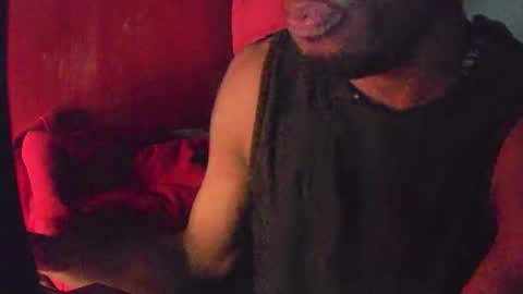 Snapshot of boss_playa98 chatting on December 15, 7:56 am boss_playa98 online show from December 15, 7:56 am