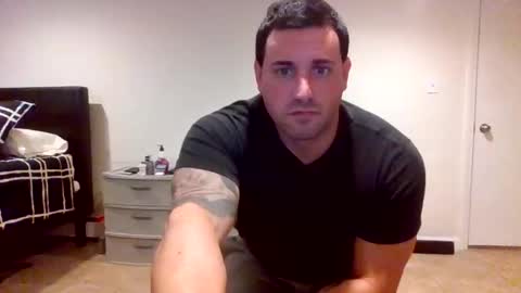 Snapshot of bosslife505050 chatting on November 17, 10:15 pm The Italian Boss online show from November 17, 10:15 pm