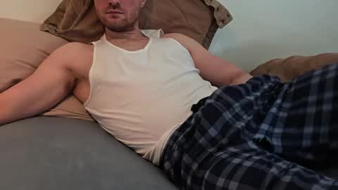 bottomtsinner online show from March 31, 10:04 am