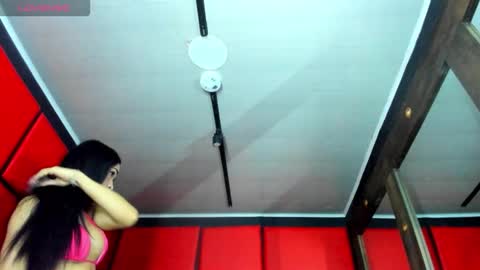 bouncing_bunnyxxx69 online show from March 10, 5:01 am
