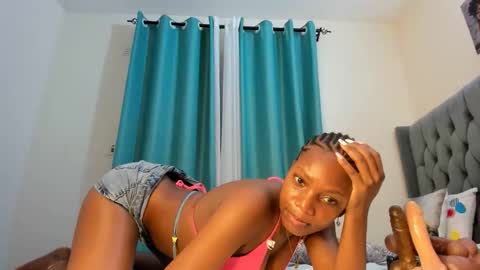 bouncy_booty677 online show from October 22, 8:19 pm