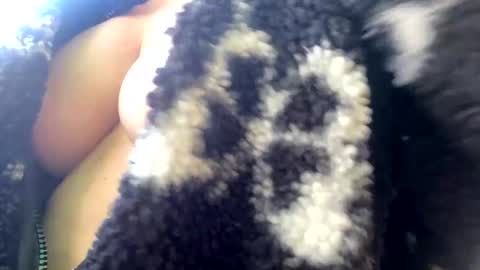 Come for the looks stay for the vibe online show from December 2, 6:54 pm