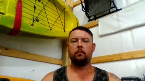 bowtieguy84 online show from September 16, 11:50 pm