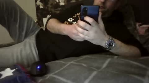 Snapshot of boy27weert chatting on January 1, 7:32 pm Nope online show from January 1, 7:32 pm