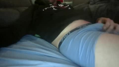 Snapshot of boy27weert chatting on November 9, 8:07 pm Nope online show from November 9, 8:07 pm