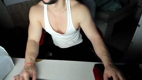 boy_boy22 online show from December 19, 8:05 pm