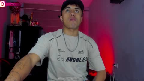 Snapshot of boy_nauthy chatting on February 5, 4:27 am boy_nauthy online show from February 5, 4:27 am