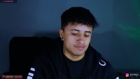 Snapshot of boy_nauthy chatting on November 7, 3:45 pm boy_nauthy online show from November 7, 3:45 pm