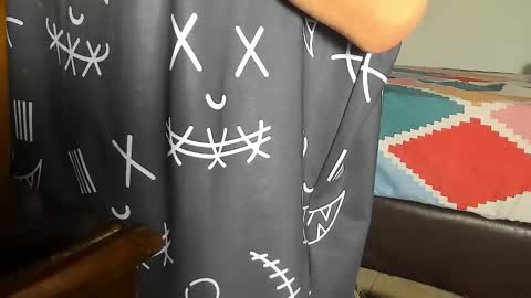 Snapshot of boy_trans chatting on December 13, 7:53 pm Edward ftm trans queerslave online show from December 13, 7:53 pm