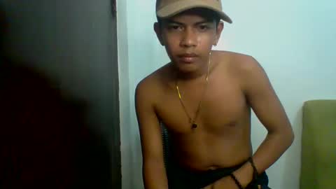 boyax16 online show from December 8, 10:03 pm