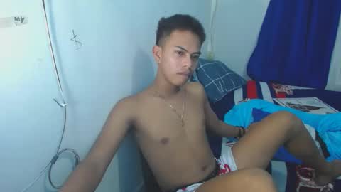 boyax16 online show from December 23, 10:32 am