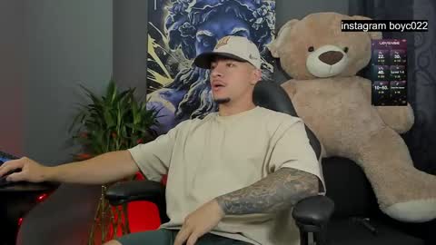 Snapshot of boyc02_ chatting on February 15, 4:36 am boyc02_ online show from February 15, 4:36 am