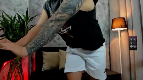 Snapshot of boyc02_ chatting on September 20, 5:19 am boyc02_ online show from September 20, 5:19 am