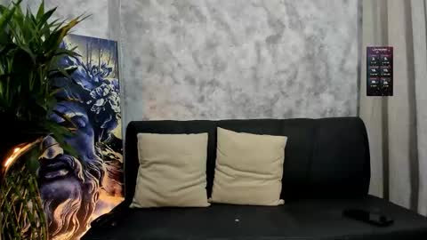 Snapshot of boyc02_ chatting on November 17, 4:40 am boyc02_ online show from November 17, 4:40 am