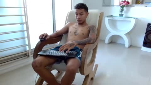 boyhot_sw online show from October 25, 8:25 pm