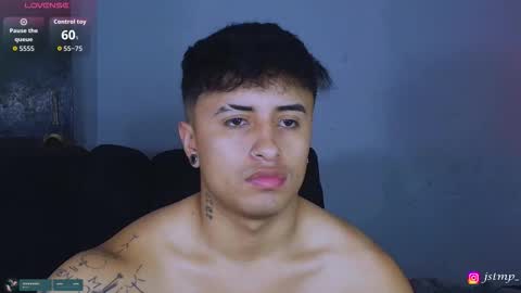 Snapshot of boylatin_777 chatting on November 9, 7:23 pm miguel online show from November 9, 7:23 pm