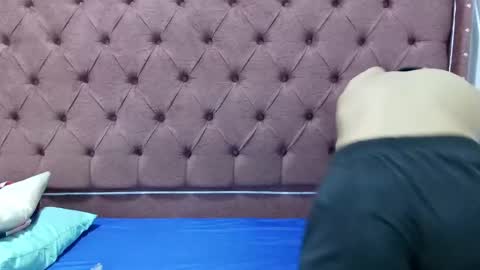 ALEX - TAYLER  -MIKE online show from January 7, 7:17 pm