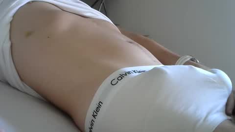 Snapshot of boysboy2003 chatting on December 22, 9:44 am BoysBoy2003 online show from December 22, 9:44 am