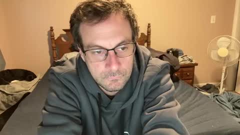 Snapshot of boysetsfire34 chatting on January 1, 5:44 pm boysetsfire34 online show from January 1, 5:44 pm