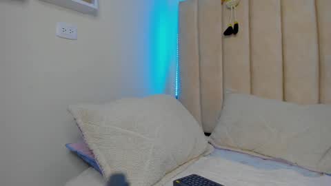 Paul and Max online show from December 6, 11:57 pm