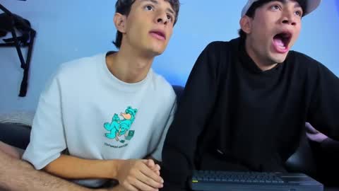 Paul and Max online show from February 10, 9:25 pm